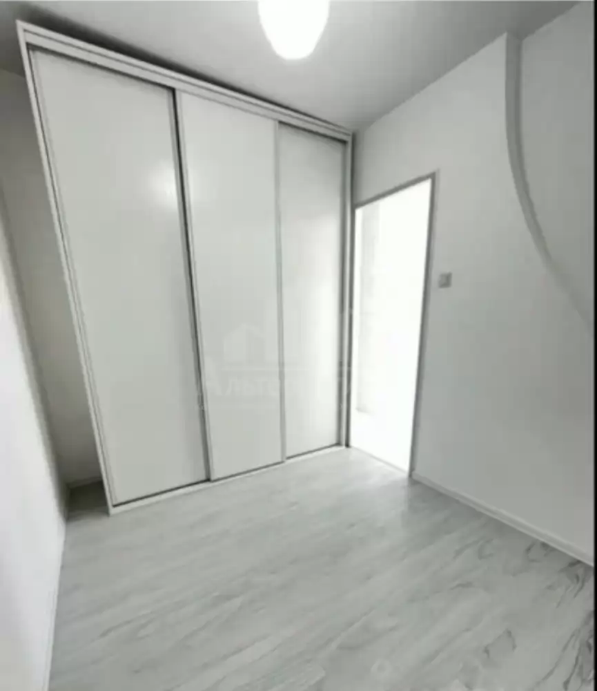 1000229219