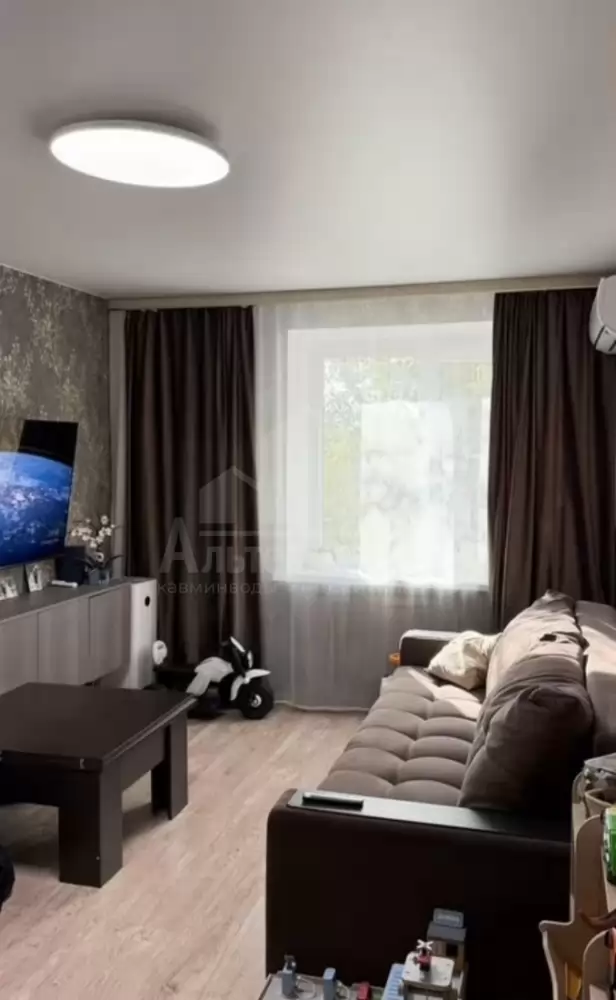 1000230975