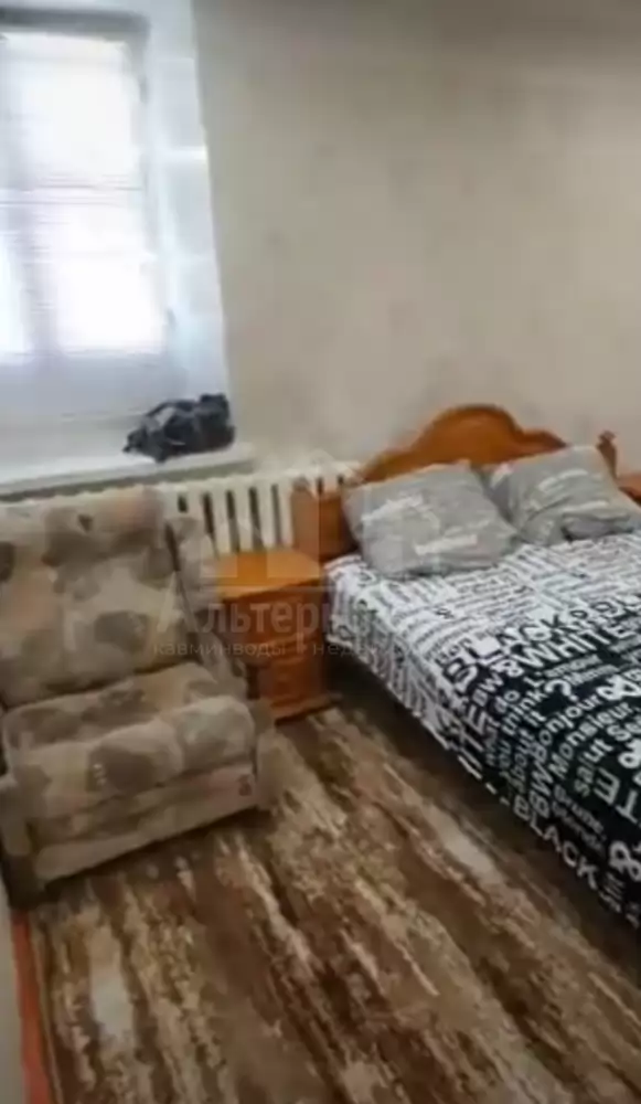 1000231903