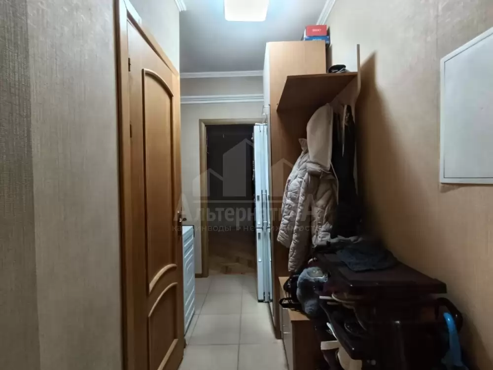 1000233972