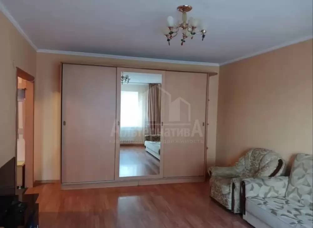 1000234208