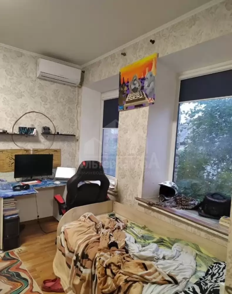 1000614789