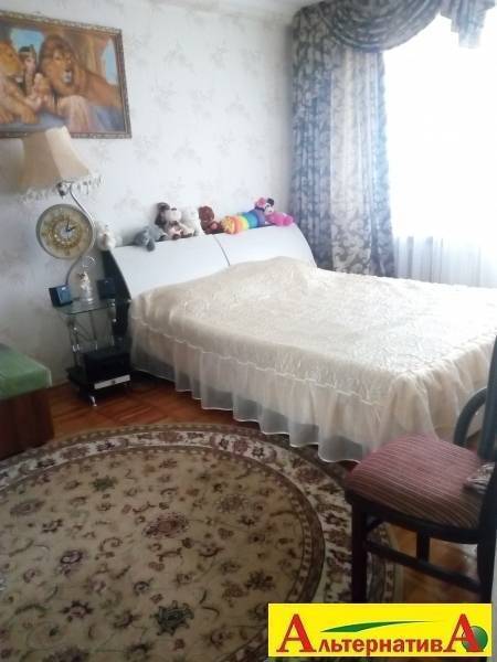 Ставропольский край, Кисловодск, Красивой, Жмакина ул.; Квартира 68м² 2/5 эт.