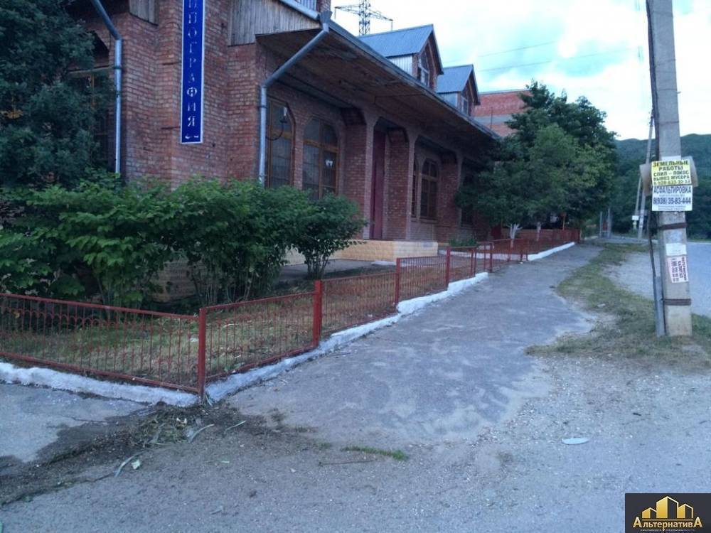 Ставропольский край, Кисловодск, Оранж, Седлогорская ул.; Помещение свободного назначения 638м² на участке 4,50 сот. 1/2 эт.
