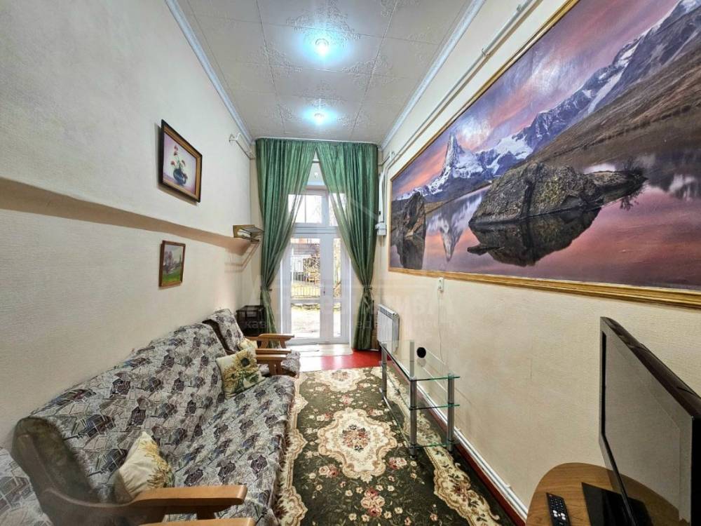 c98ba42b-fa2c-47ee-a3bc-30f59849a892