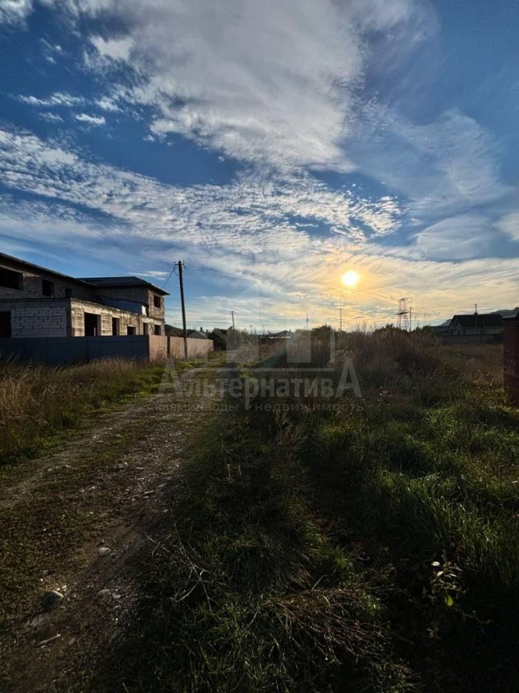 c6bd8745-b990-465f-8fab-2527dfd30e1c